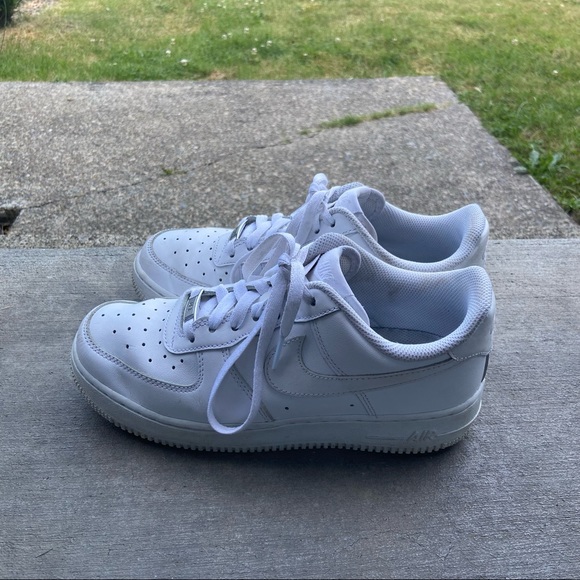 white air force 1’s!! - Picture 3 of 6